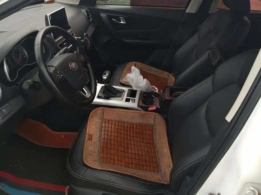 Bestune X40 2019 1.6L Automatic Luxury Edition (National V Emission Standard) — миниатюра 9