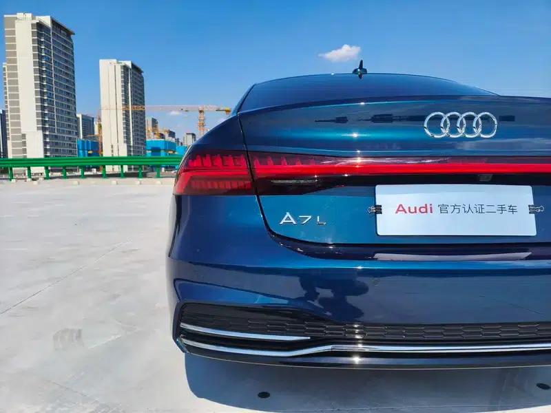 Audi A7L 2022 45 TFSI S-line Dream Edition Crystal Package — миниатюра 12
