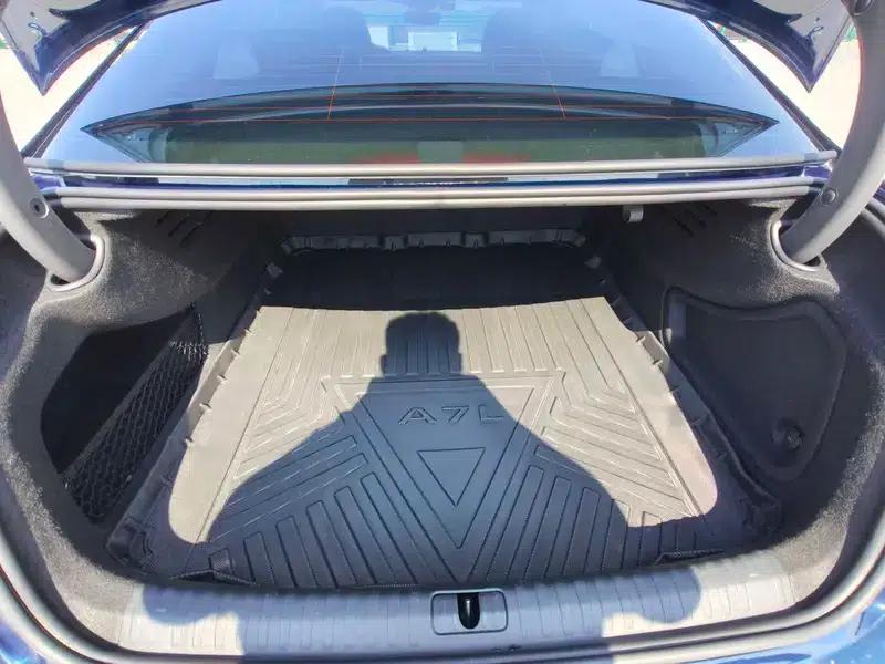 Audi A7L 2022 45 TFSI S-line Dream Edition Crystal Package — миниатюра 22