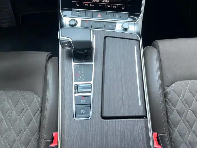 Audi A7L 2022 45 TFSI quattro S-line High-End Black Package — миниатюра 16