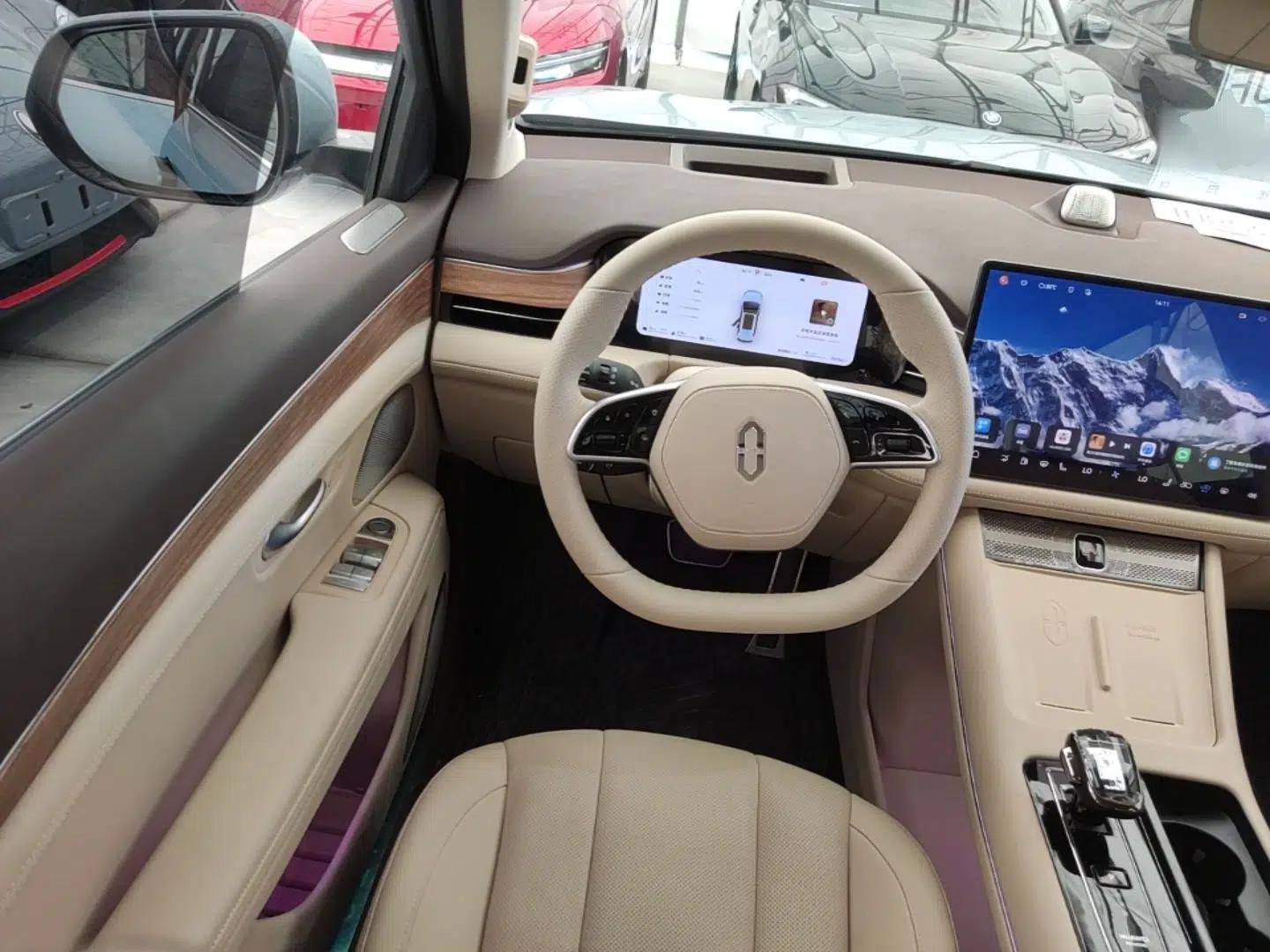 Hima AITO M7 2024 1.5T Intelligent Driving Rear-Drive Max Edition 5 Seats — миниатюра 13
