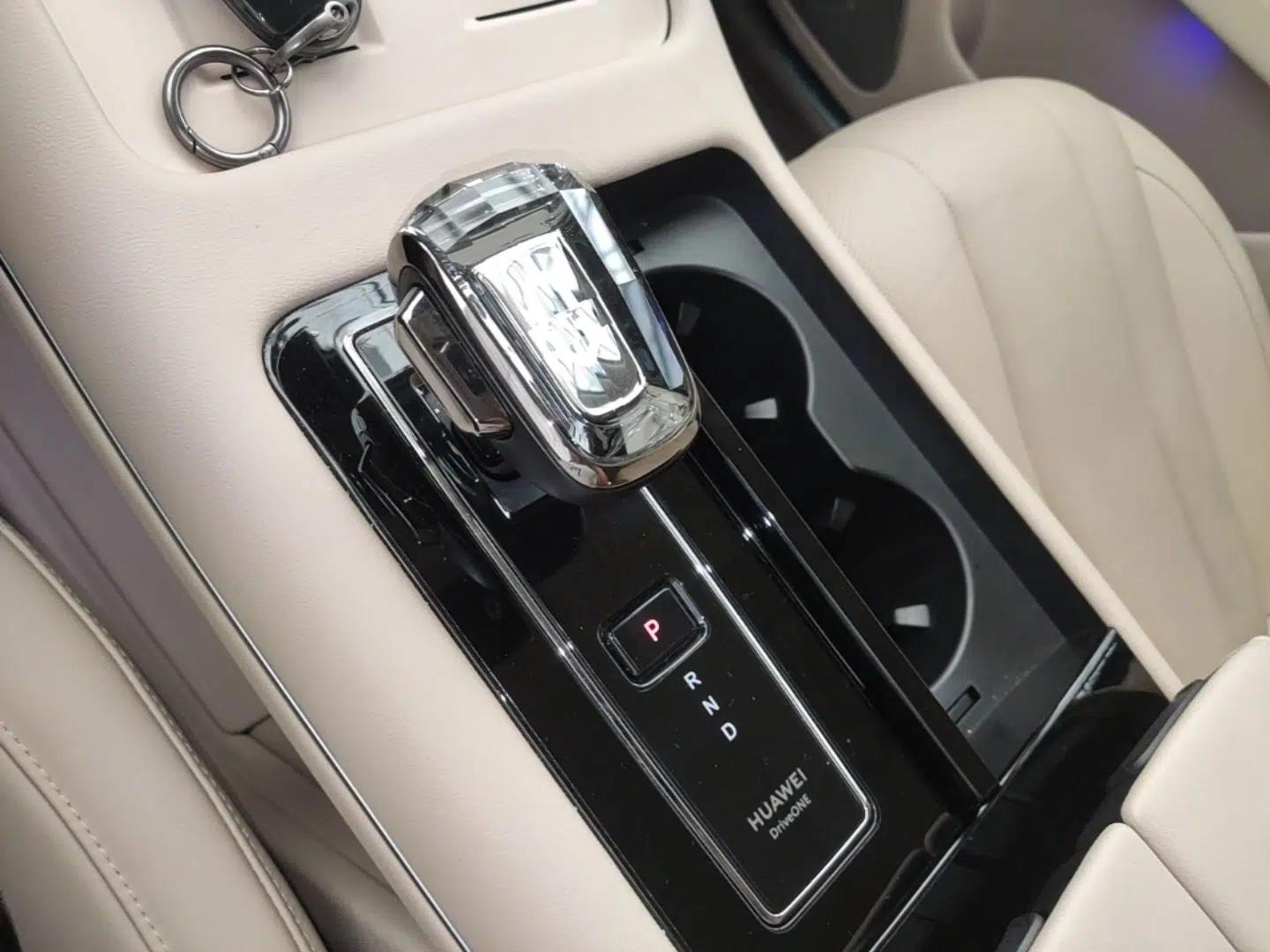 Hima AITO M7 2024 1.5T Intelligent Driving Rear-Drive Max Edition 5 Seats — миниатюра 16