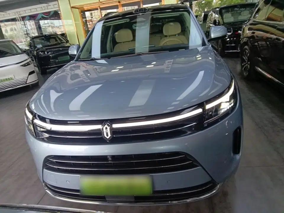 Hima AITO M7 2024 1.5T Intelligent Driving 4WD Max Edition 5 Seats — миниатюра 2