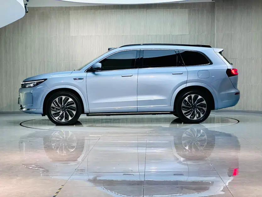 Hima AITO M7 2024 1.5T Intelligent Driving 4WD Max Edition 5 Seats — миниатюра 15
