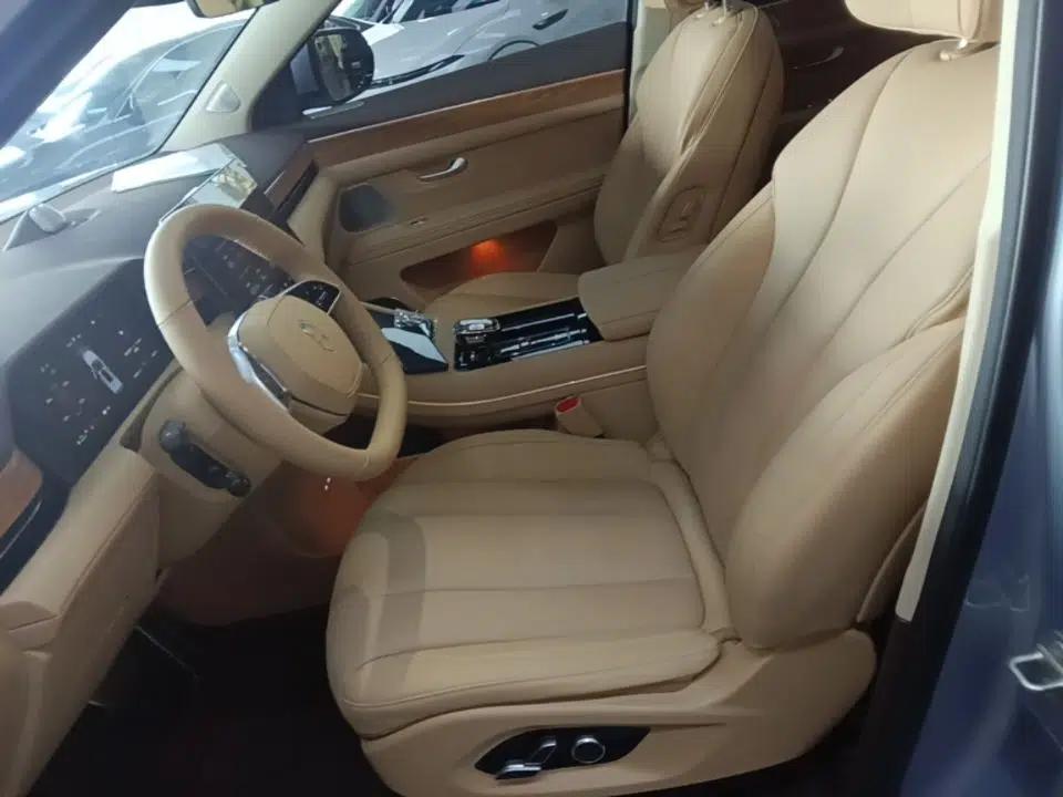 Hima AITO M7 2024 1.5T Intelligent Driving 4WD Max Edition 5 Seats — миниатюра 24