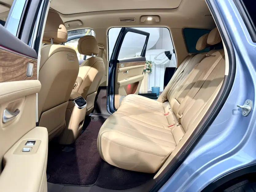 Hima AITO M7 2024 1.5T Intelligent Driving 4WD Max Edition 5 Seats — миниатюра 33