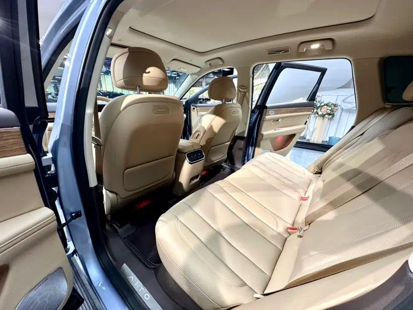 Hima AITO M7 2024 1.5T Intelligent Driving 4WD Max Edition 5 Seats — миниатюра 39