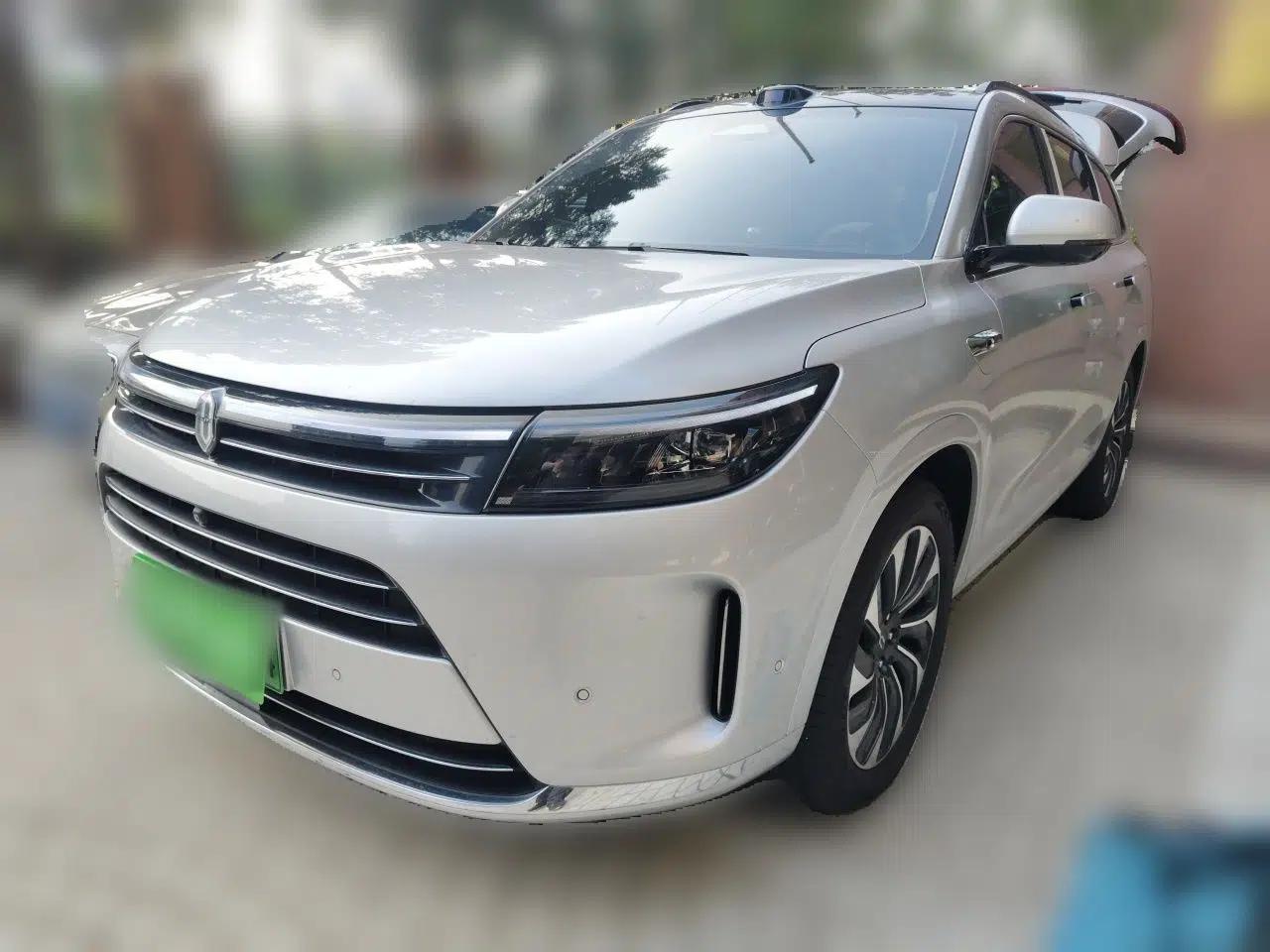 Hima AITO M7 2024 1.5T Intelligent Drive 4x4 Max Edition 6 Seats — миниатюра 1