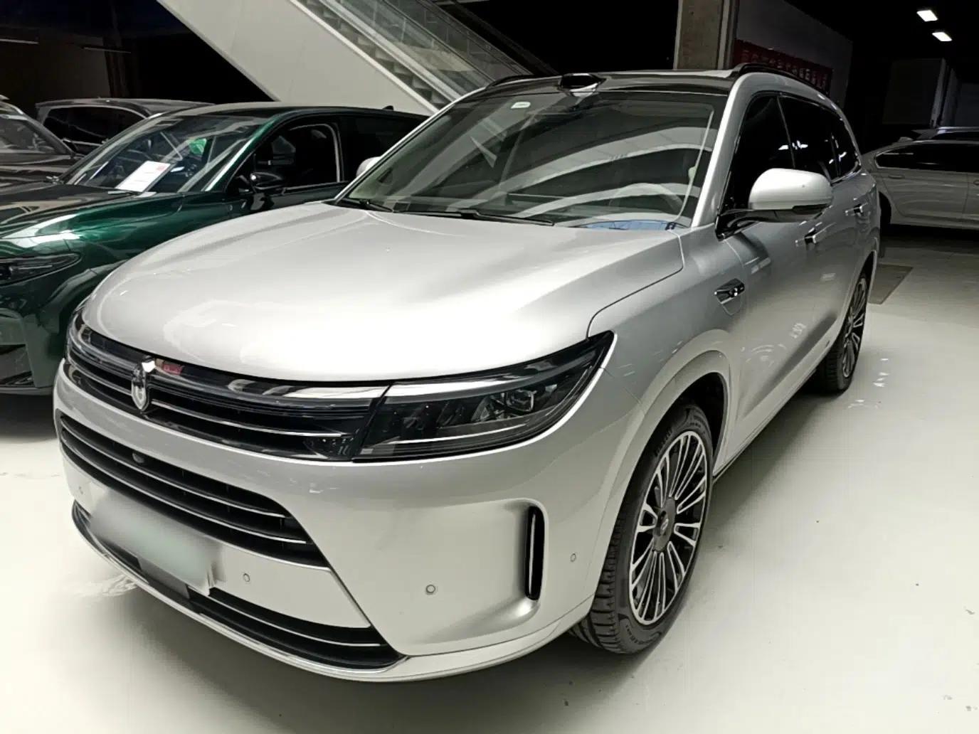 Hima AITO M7 2024 1.5T Intelligent Driving 4WD Max Edition 5 Seats — миниатюра 1