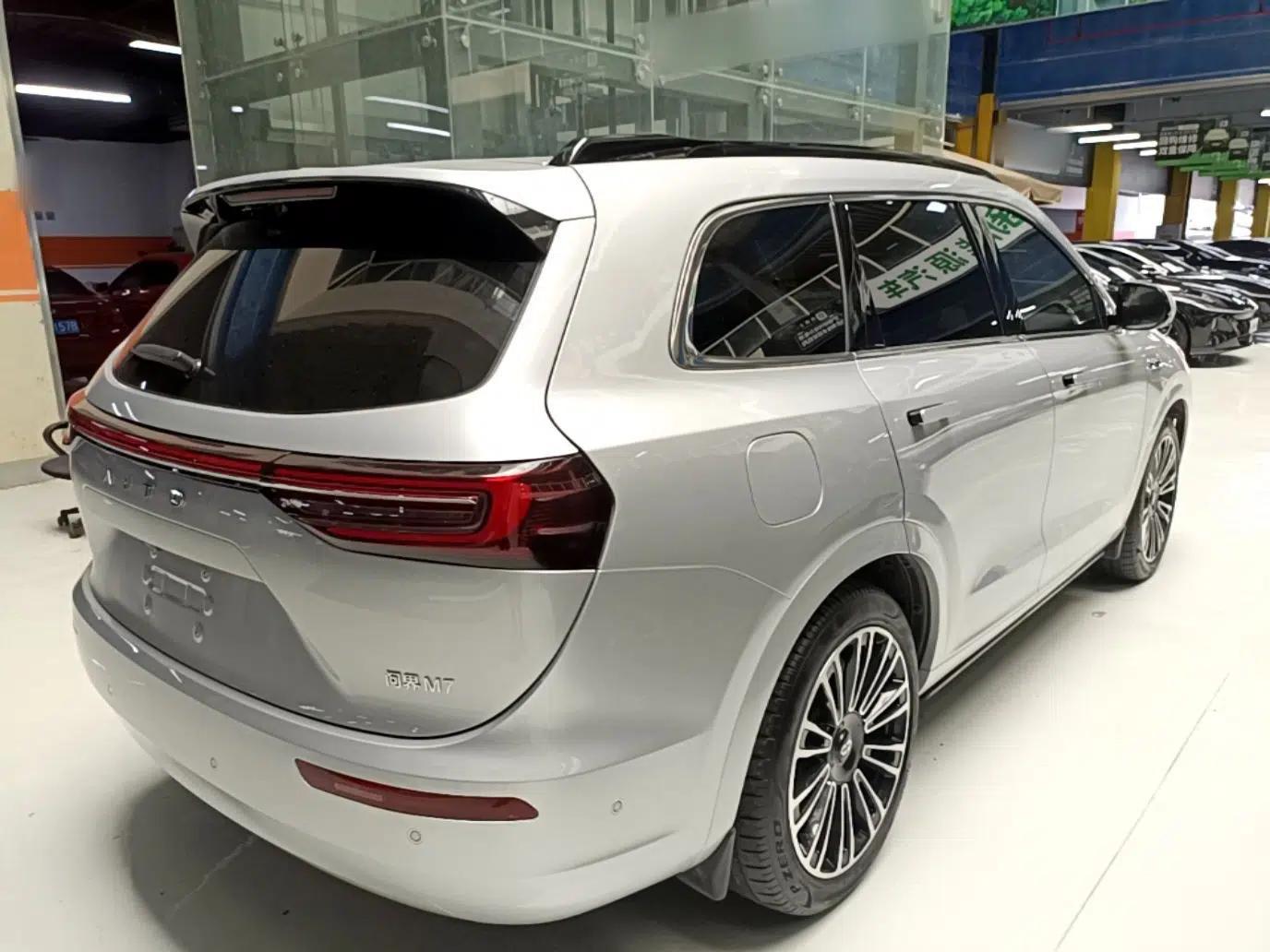 Hima AITO M7 2024 1.5T Intelligent Driving 4WD Max Edition 5 Seats — миниатюра 6
