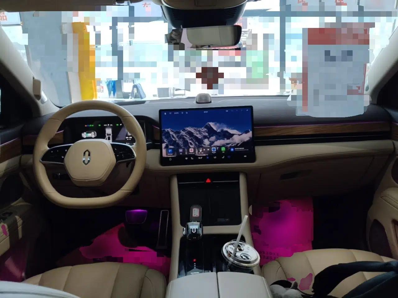 Hima AITO M7 2024 1.5T Intelligent Driving 4WD Max Edition 5 Seats — миниатюра 17