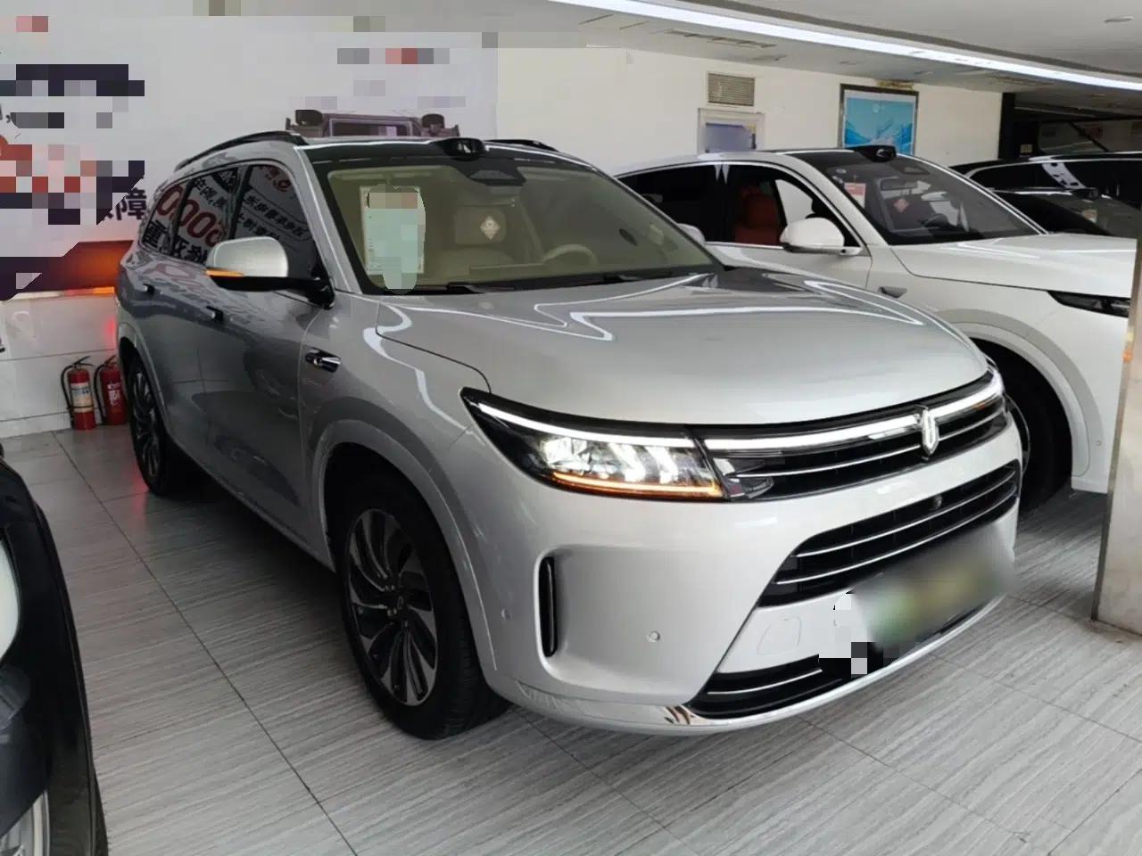 Hima AITO M7 2024 1.5T Intelligent Driving 4WD Max Edition 5 Seats — миниатюра 3