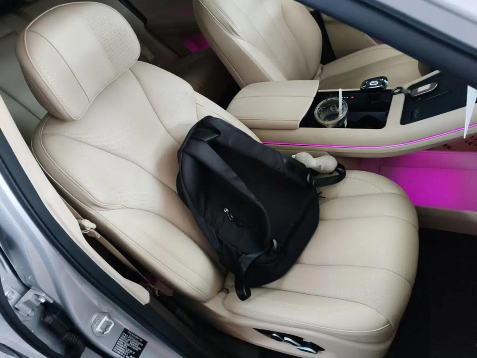 Hima AITO M7 2024 1.5T Intelligent Driving 4WD Max Edition 5 Seats — миниатюра 24