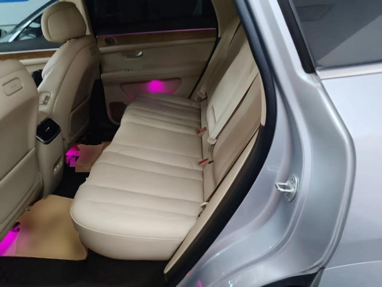 Hima AITO M7 2024 1.5T Intelligent Driving 4WD Max Edition 5 Seats — миниатюра 25