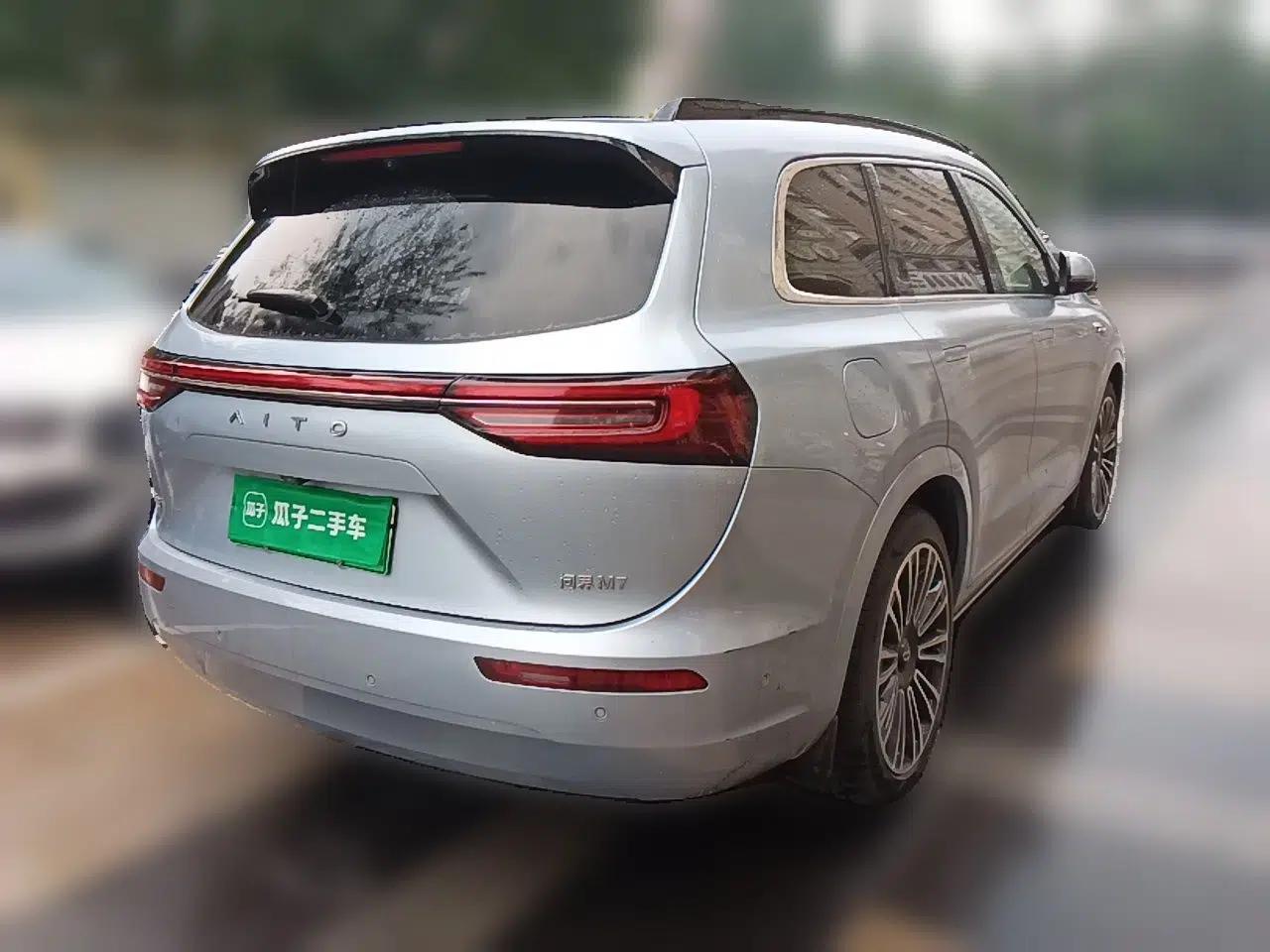 Hima AITO M7 2024 1.5T Intelligent Drive Rear-Drive Ultra Version 5 Seats — миниатюра 6