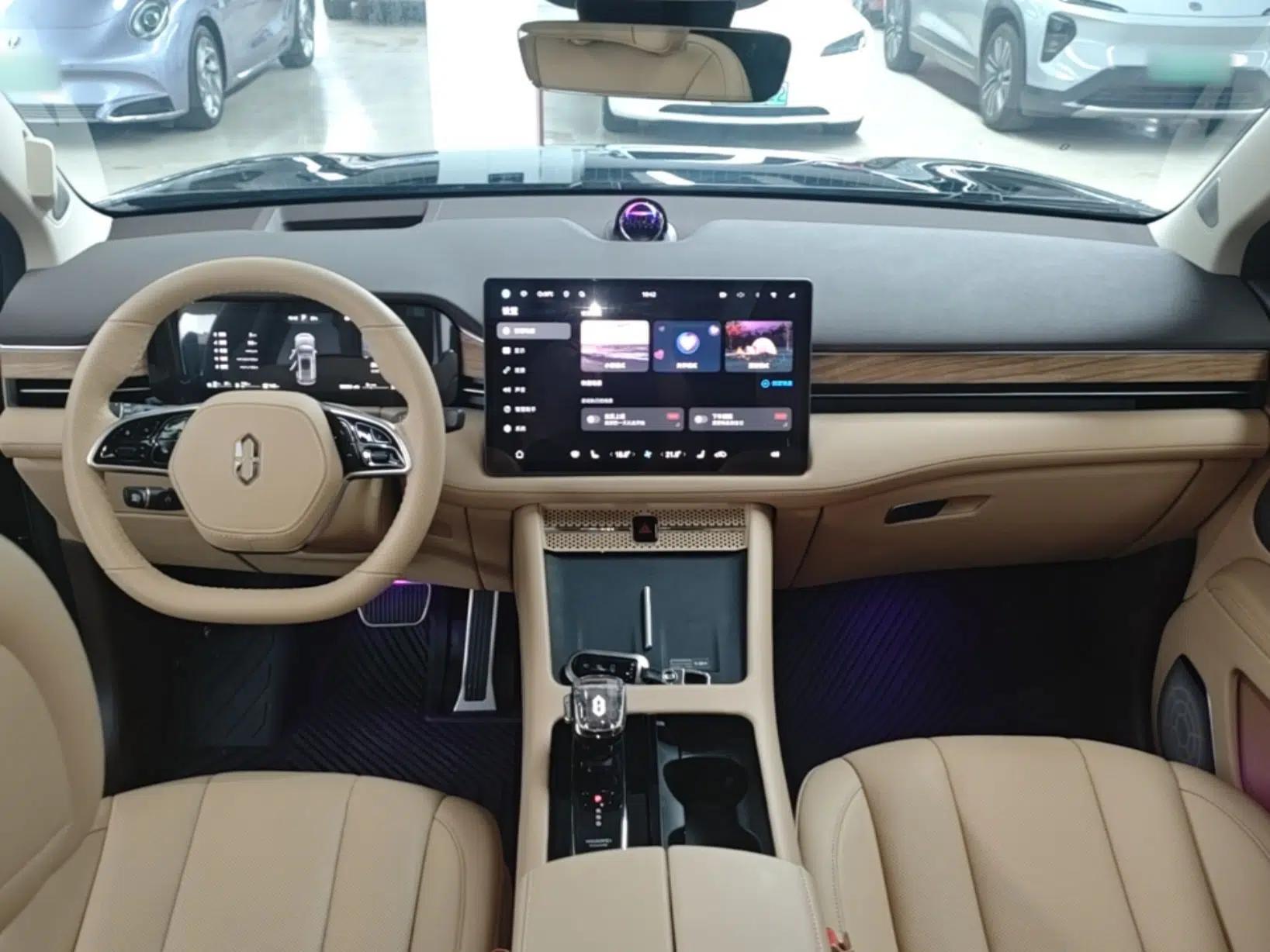 Hima AITO M7 2024 1.5T Intelligent Driving Rear-Drive Pro Version 5 Seats — миниатюра 12