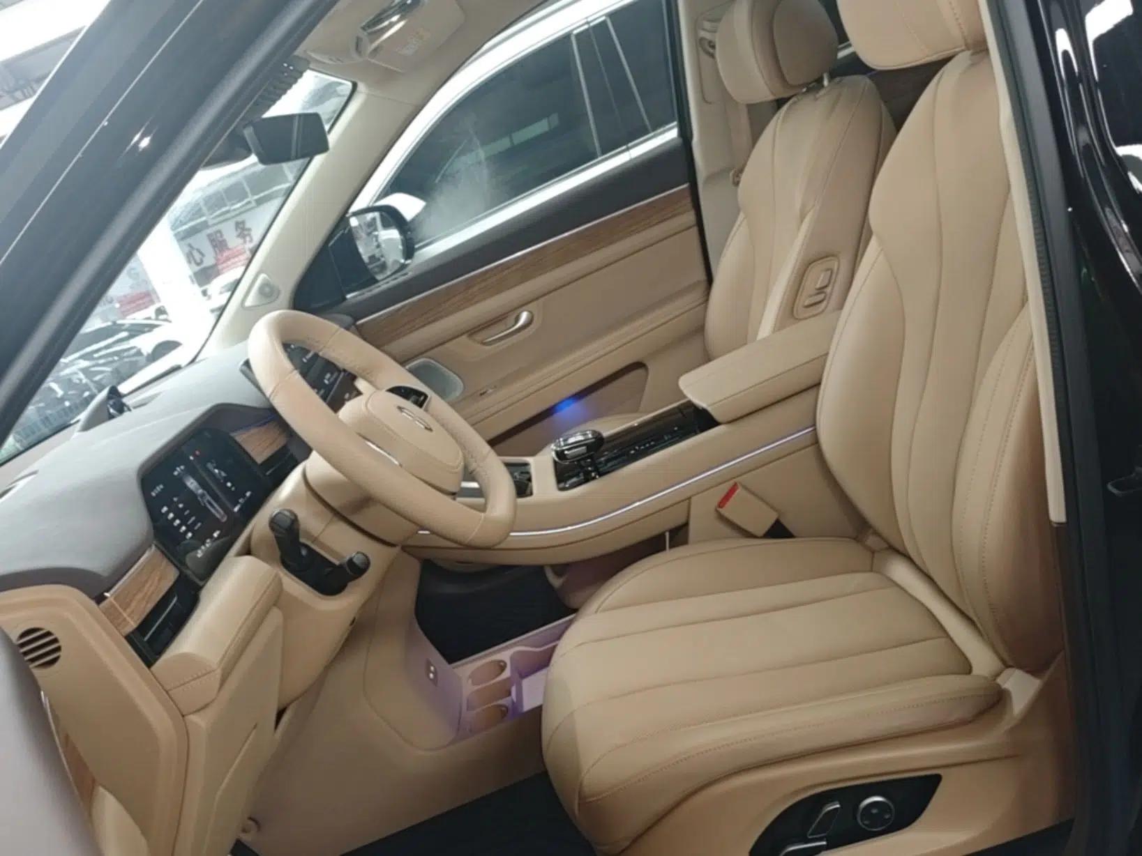 Hima AITO M7 2024 1.5T Intelligent Driving Rear-Drive Pro Version 5 Seats — миниатюра 17