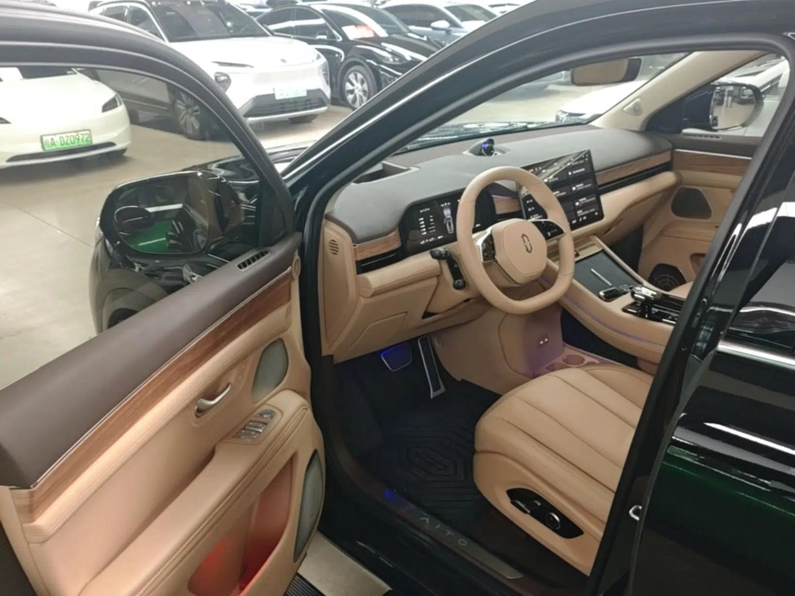 Hima AITO M7 2024 1.5T Intelligent Driving Rear-Drive Pro Version 5 Seats — миниатюра 18