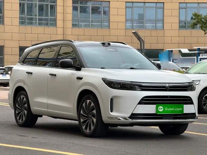 Hima AITO M7 2024 1.5T Intelligent Driving 4WD Max Edition 5 Seats — миниатюра 15
