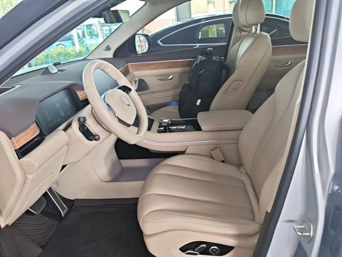 Hima AITO M7 2024 1.5T Intelligent Driving 4WD Max Edition 5 Seats — миниатюра 26