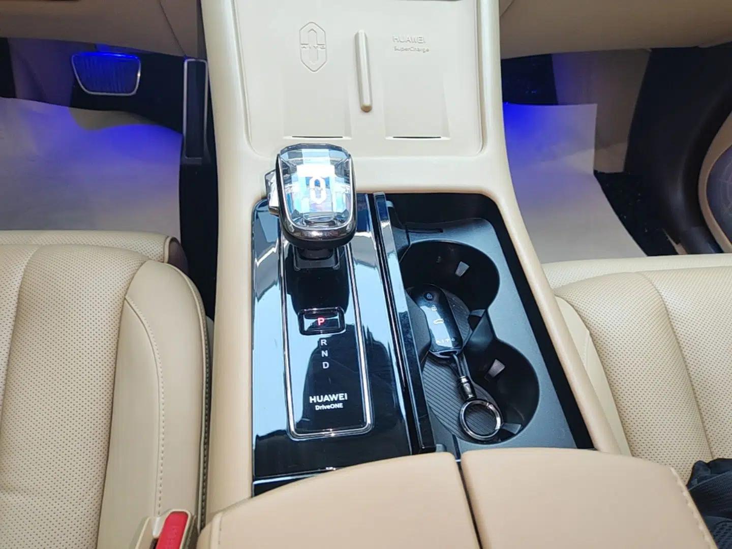 Hima AITO M7 2024 1.5T Intelligent Driving Rear-Drive Pro Version 5 Seats — миниатюра 16