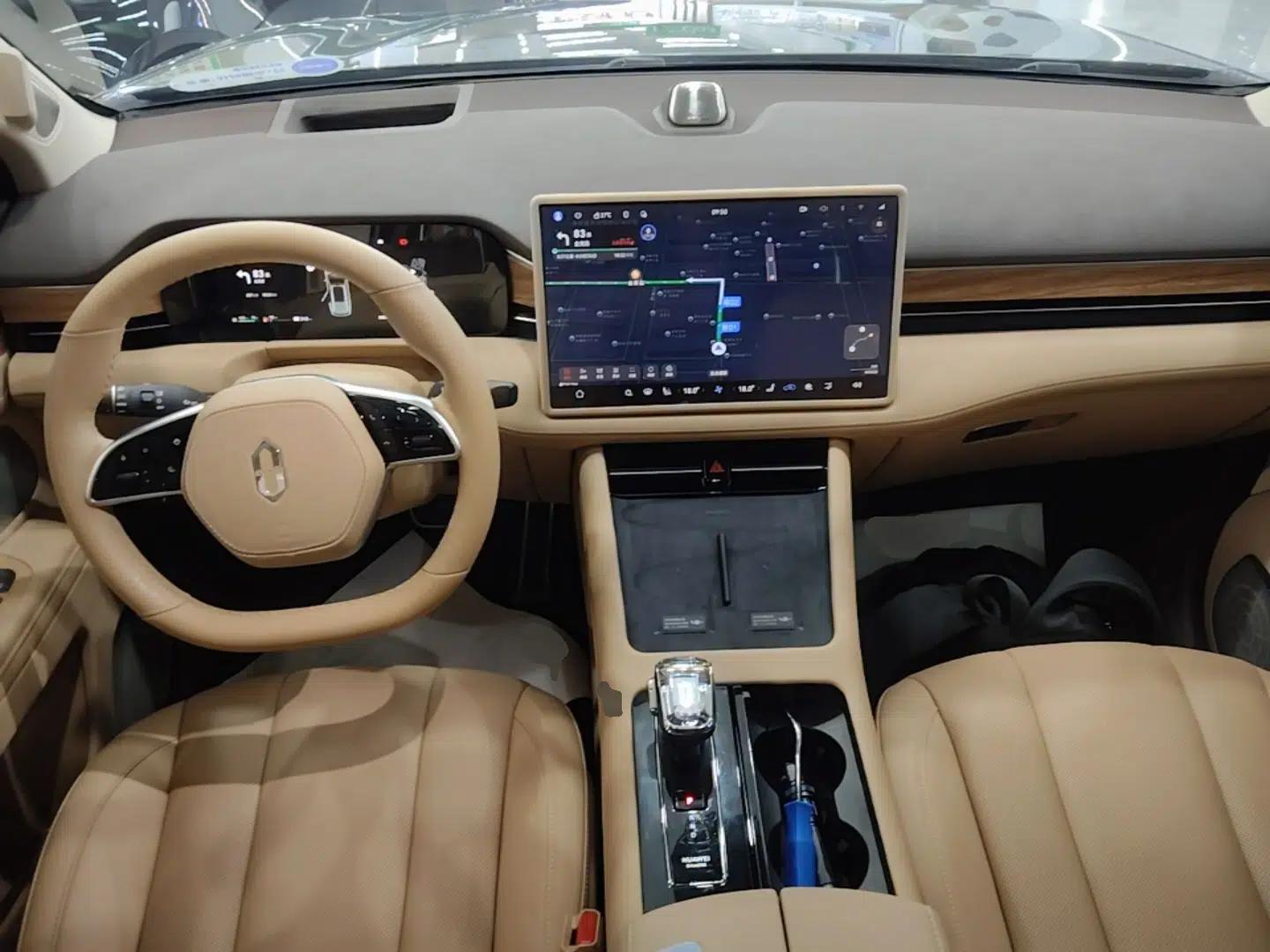 Hima AITO M7 2024 1.5T Intelligent Drive 4x4 Max Edition 6 Seats — миниатюра 12
