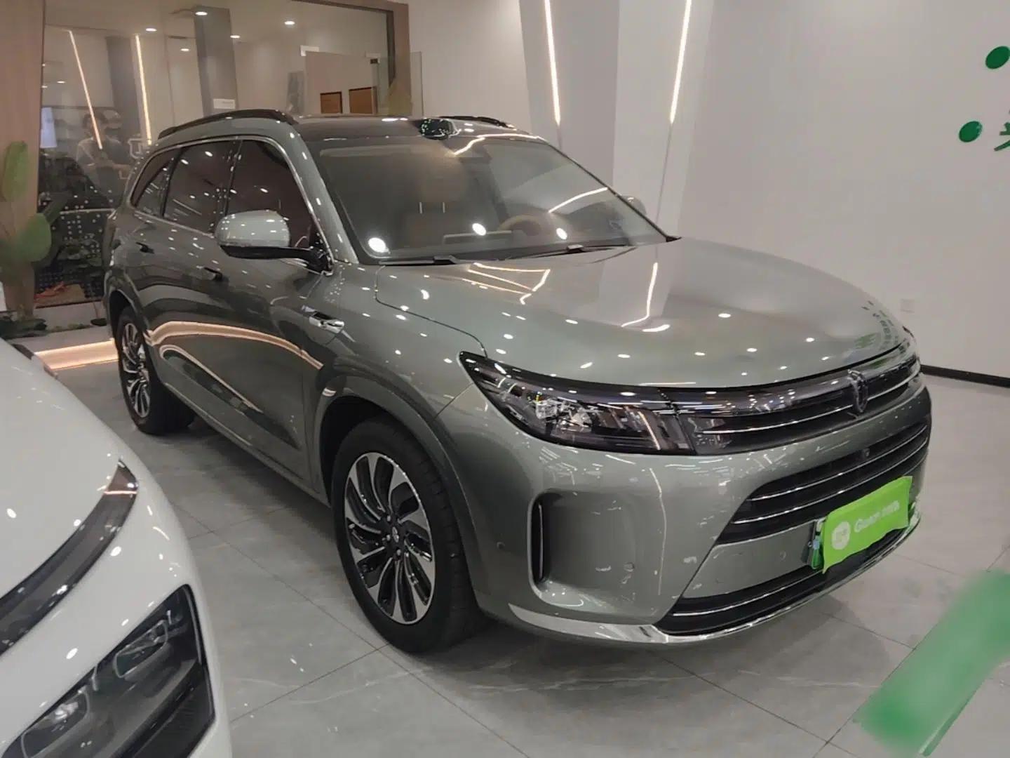 Hima AITO M7 2024 1.5T Intelligent Drive 4x4 Max Edition 6 Seats — миниатюра 3