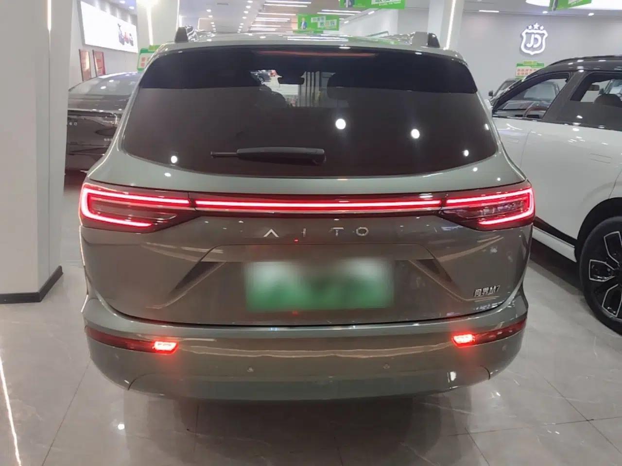 Hima AITO M7 2024 1.5T Intelligent Drive 4x4 Max Edition 6 Seats — миниатюра 5