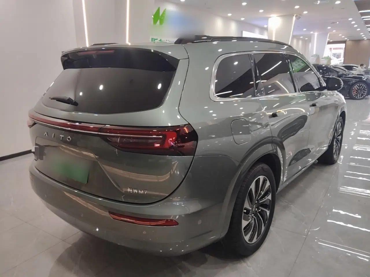 Hima AITO M7 2024 1.5T Intelligent Drive 4x4 Max Edition 6 Seats — миниатюра 6