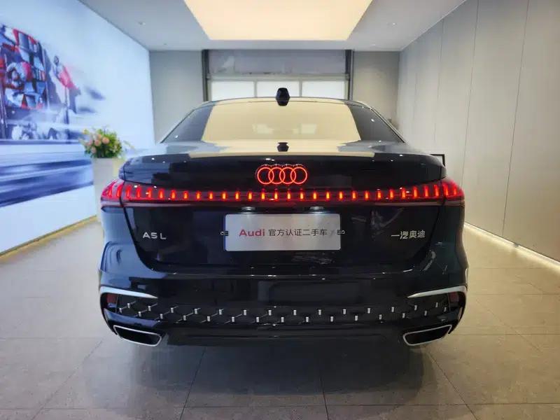 Audi A5L 2026 2.0T Qiankun Smart Driving Edition — миниатюра 3