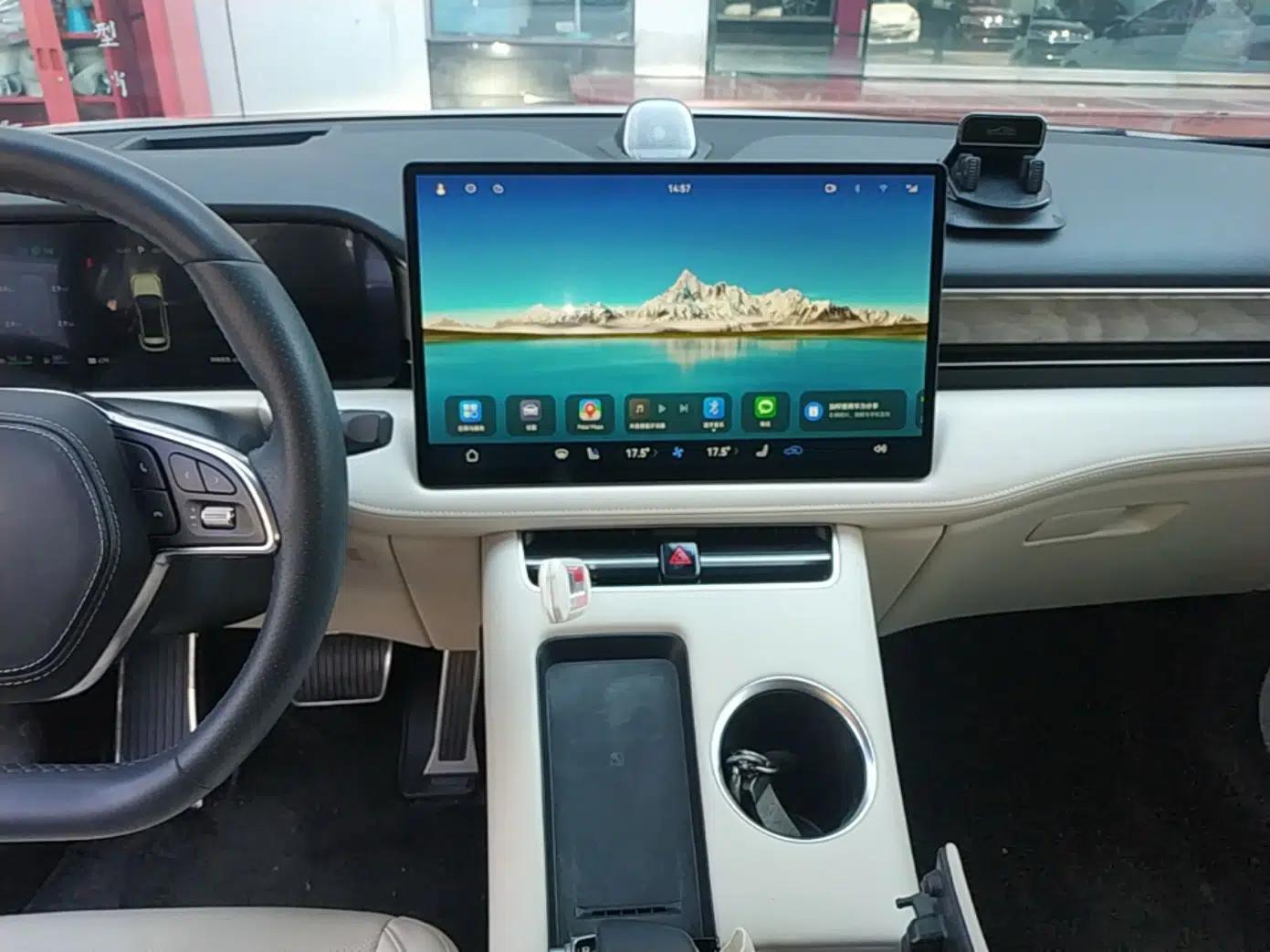 Hima AITO M5 2022 Extended-Range Four-Wheel Drive Performance Version — миниатюра 15