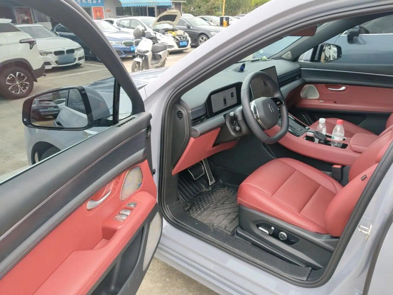 Hima AITO M5 2024 Extended-Range Max Rear-Wheel Drive Advanced Intelligent Driving Version — миниатюра 18