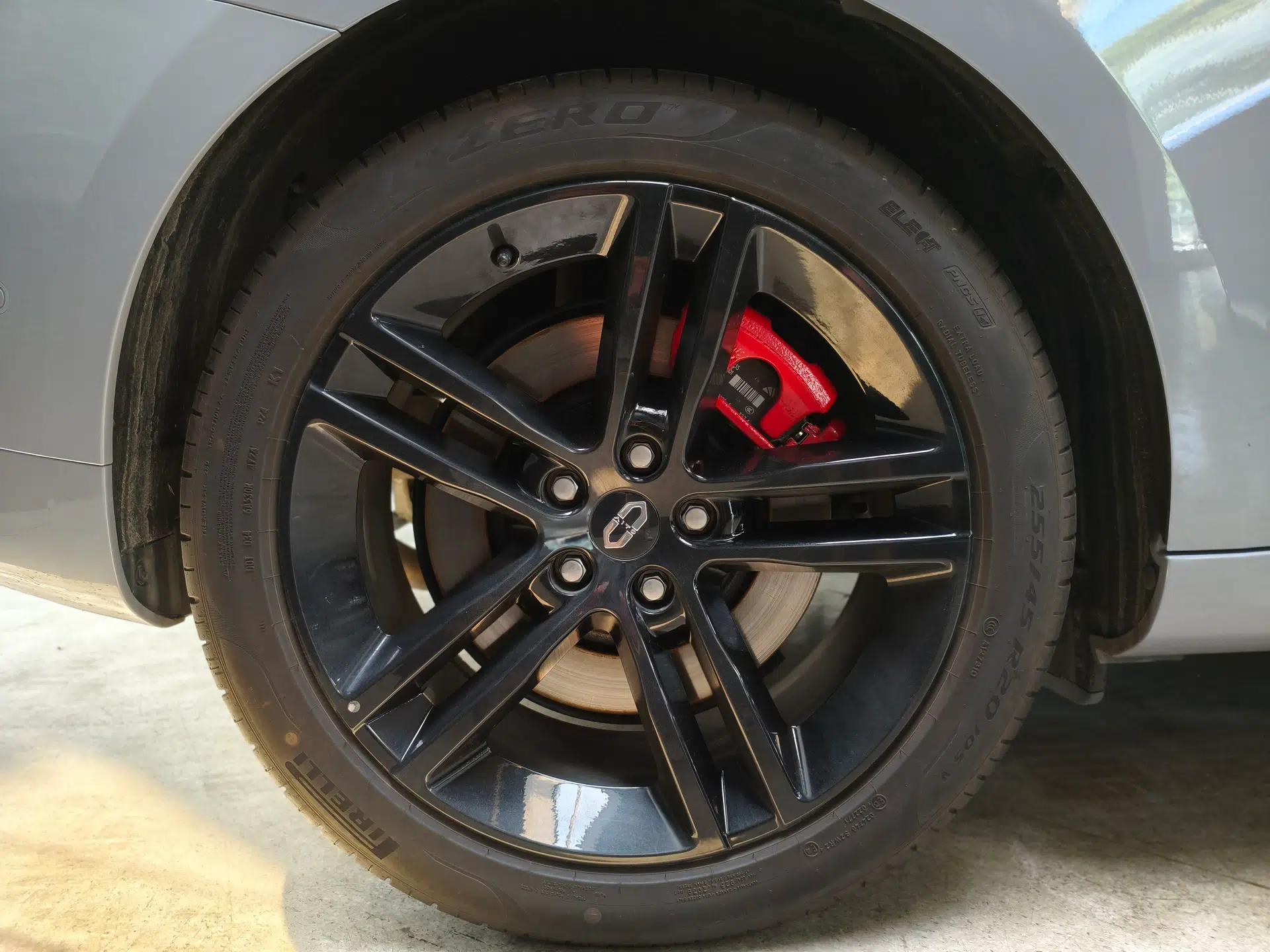 Hima AITO M5 2025 Extended-Range Ultra All-Wheel-Drive Version — миниатюра 11