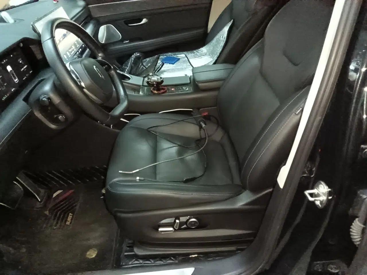 Hima AITO M5 2022 Extended-Range Four-Wheel Drive Flagship Edition — миниатюра 15