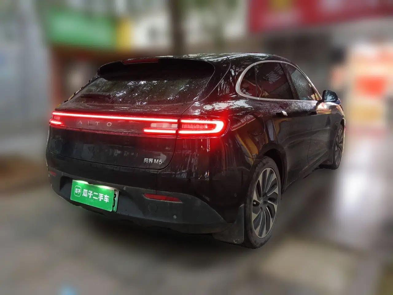 Hima AITO M5 2022 Extended-Range Four-Wheel Drive Flagship Edition — миниатюра 6