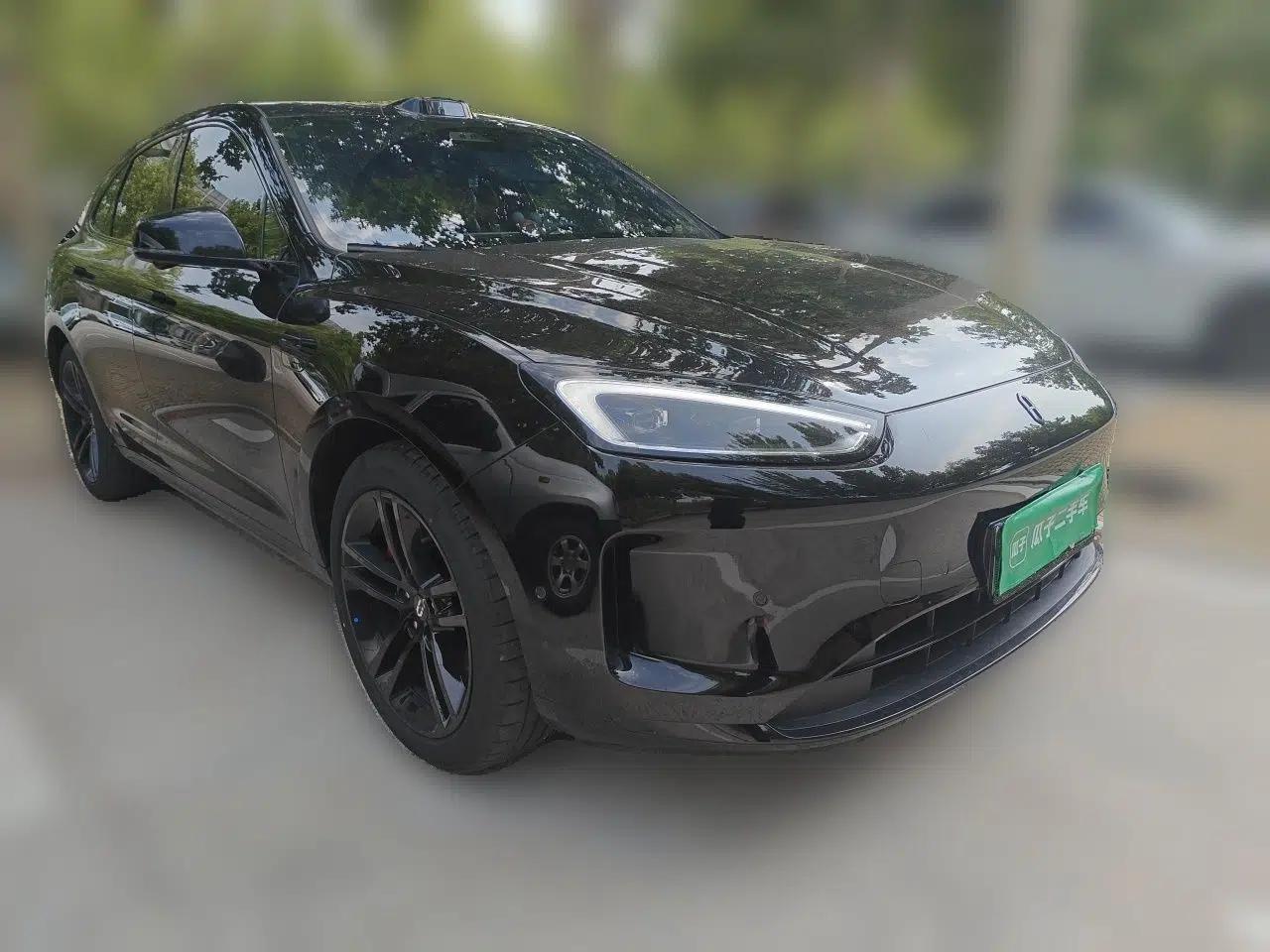 Hima AITO M5 2025 Extended-Range Ultra Rear-Wheel-Drive Version — миниатюра 3