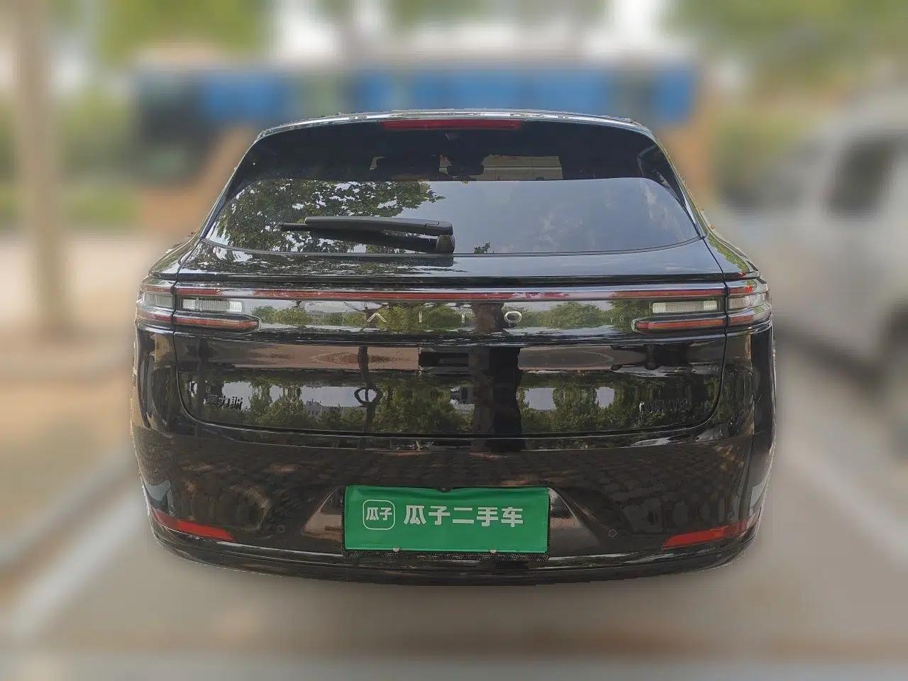 Hima AITO M5 2025 Extended-Range Ultra Rear-Wheel-Drive Version — миниатюра 5