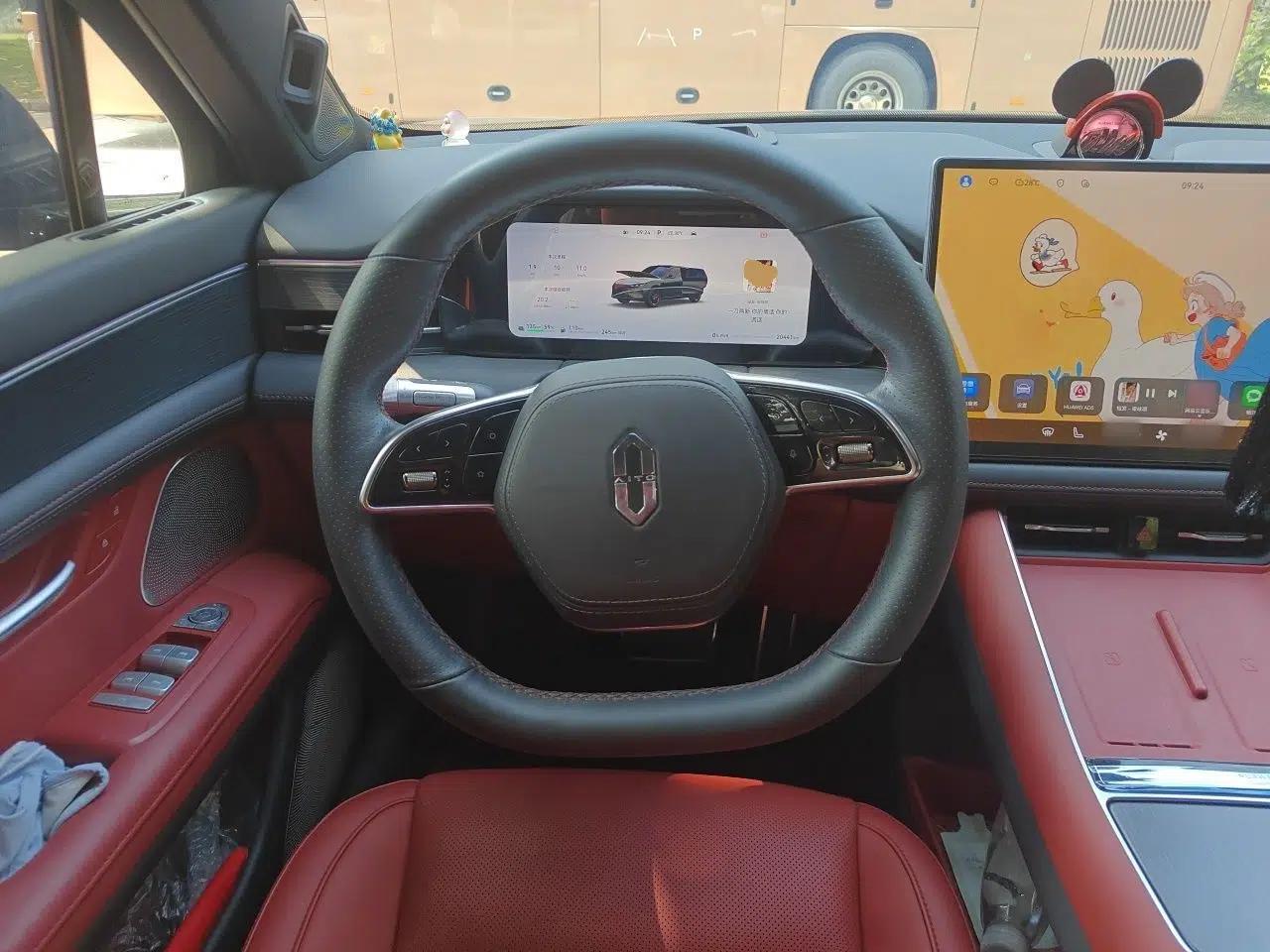 Hima AITO M5 2025 Extended-Range Ultra Rear-Wheel-Drive Version — миниатюра 10