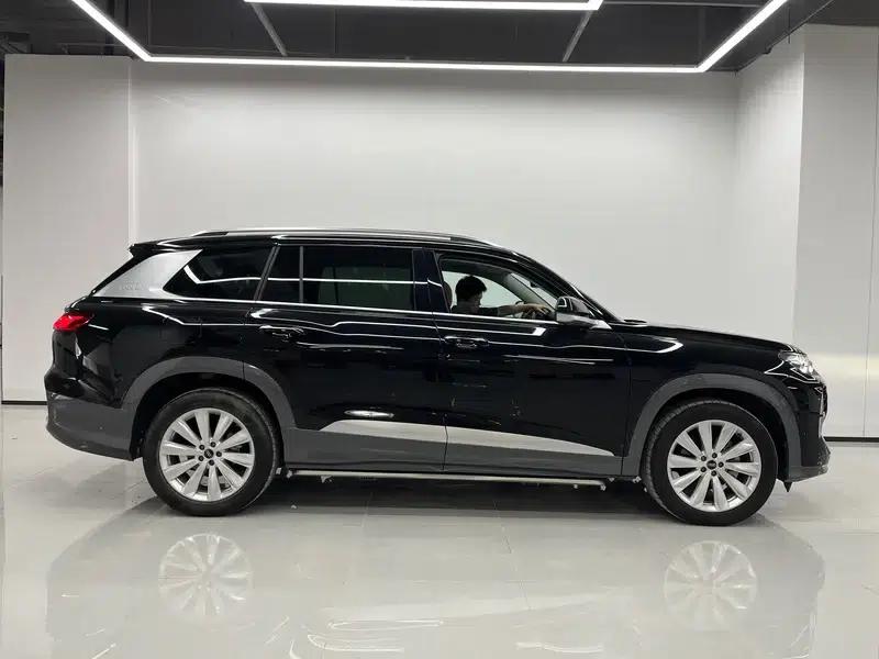 Audi Q6 2024 45TFSI quattro Qiyun Edition Yulin Package 6-seater — миниатюра 5
