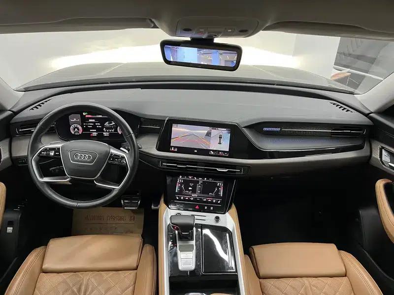 Audi Q6 2024 45TFSI quattro Qiyun Edition Yulin Package 6-seater — миниатюра 9