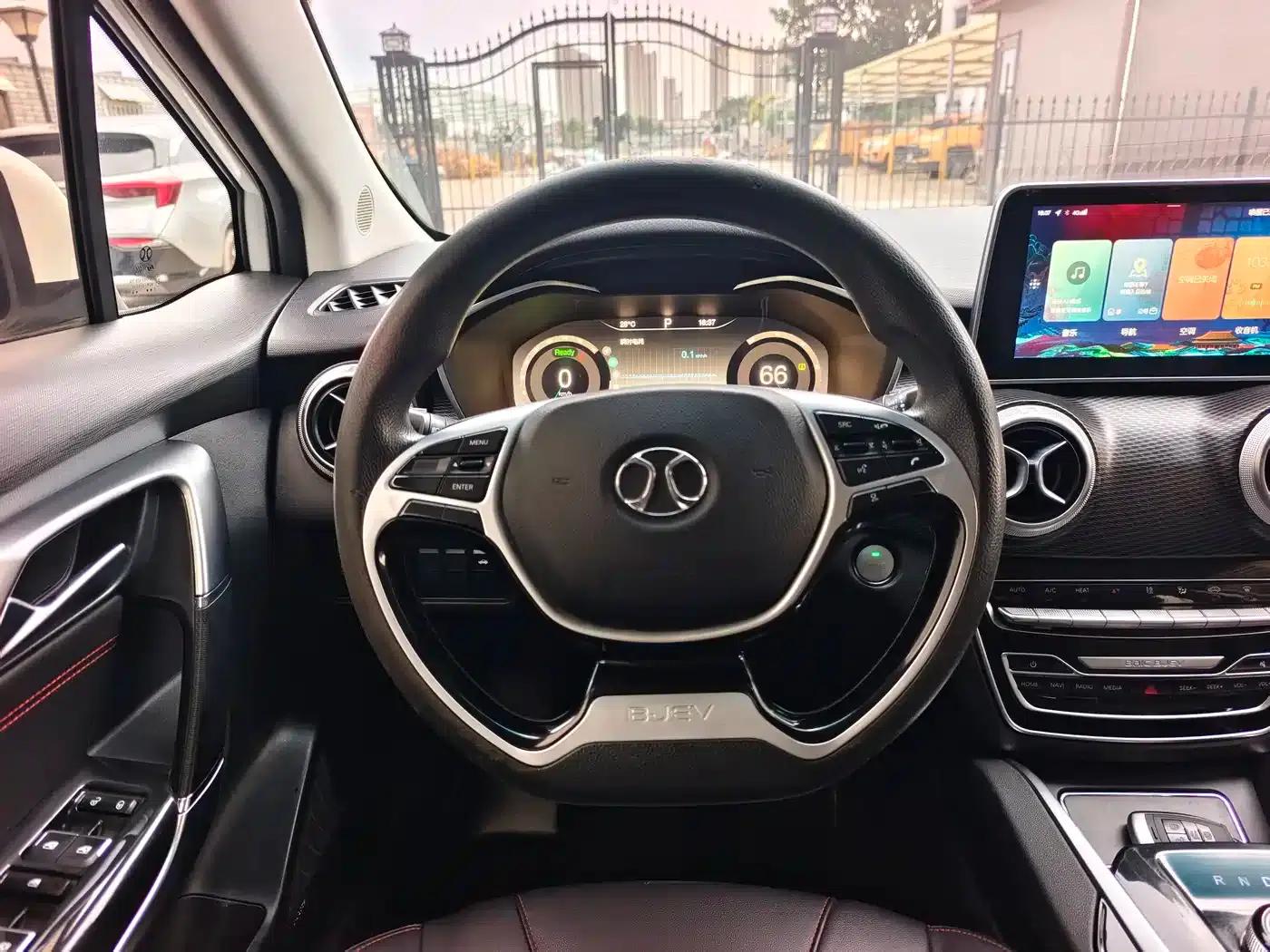 Beijing EU5 2018 R500 Smart Wind Edition — миниатюра 9