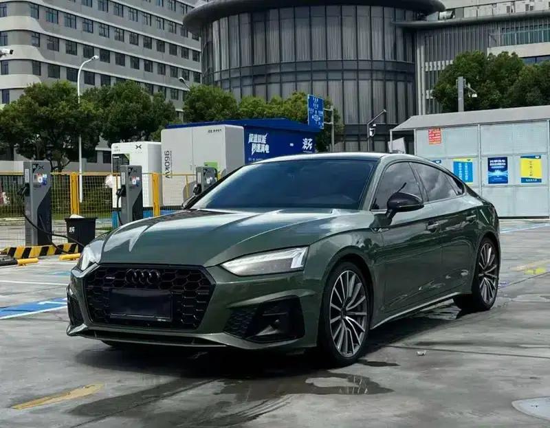 Audi A5 2024 Sportback 40 TFSI quattro Luxury Dynamic — миниатюра 1