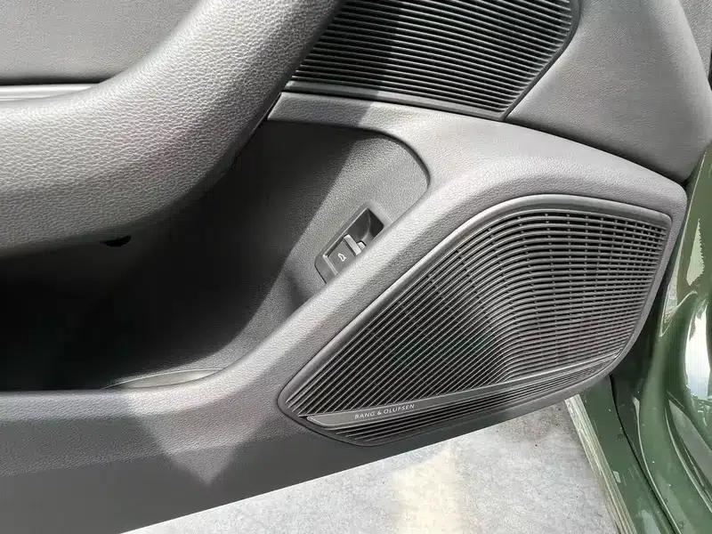 Audi A5 2024 Sportback 40 TFSI quattro Luxury Dynamic — миниатюра 8