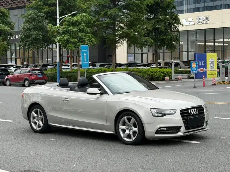 Audi A5 2013 Cabriolet 40 TFSI — миниатюра 3