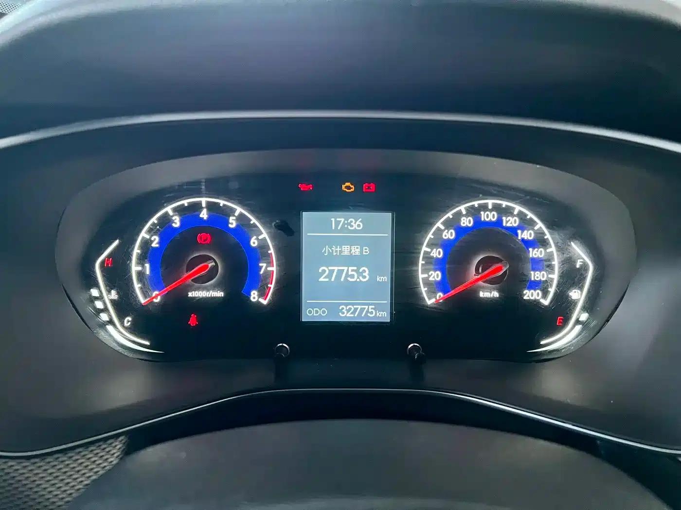 Beijing X3 2019 1.5T Manual Glory Edition — миниатюра 7