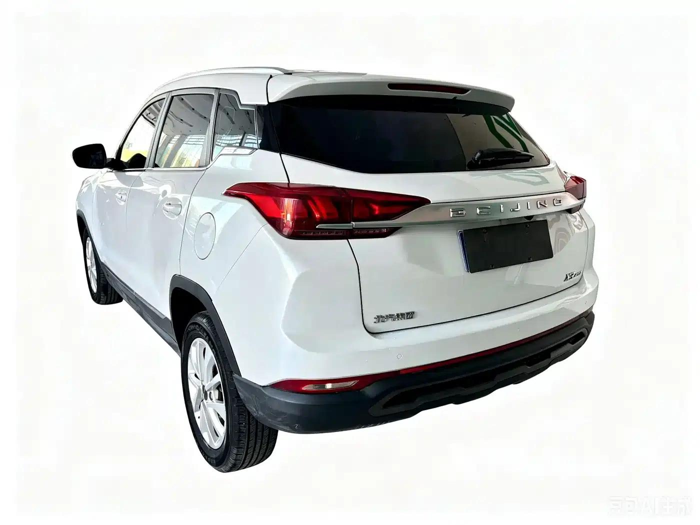 Beijing X3 2019 1.5T Manual Glory Edition — миниатюра 8