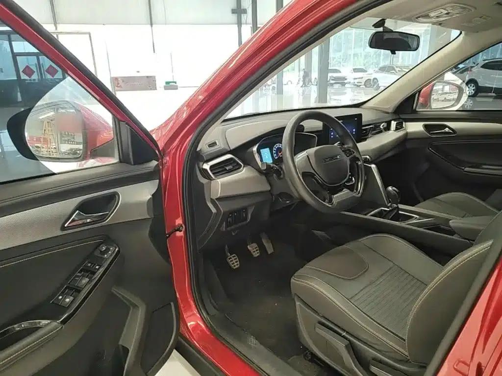 Beijing X3 2019 1.5T Manual Glory Edition — миниатюра 16