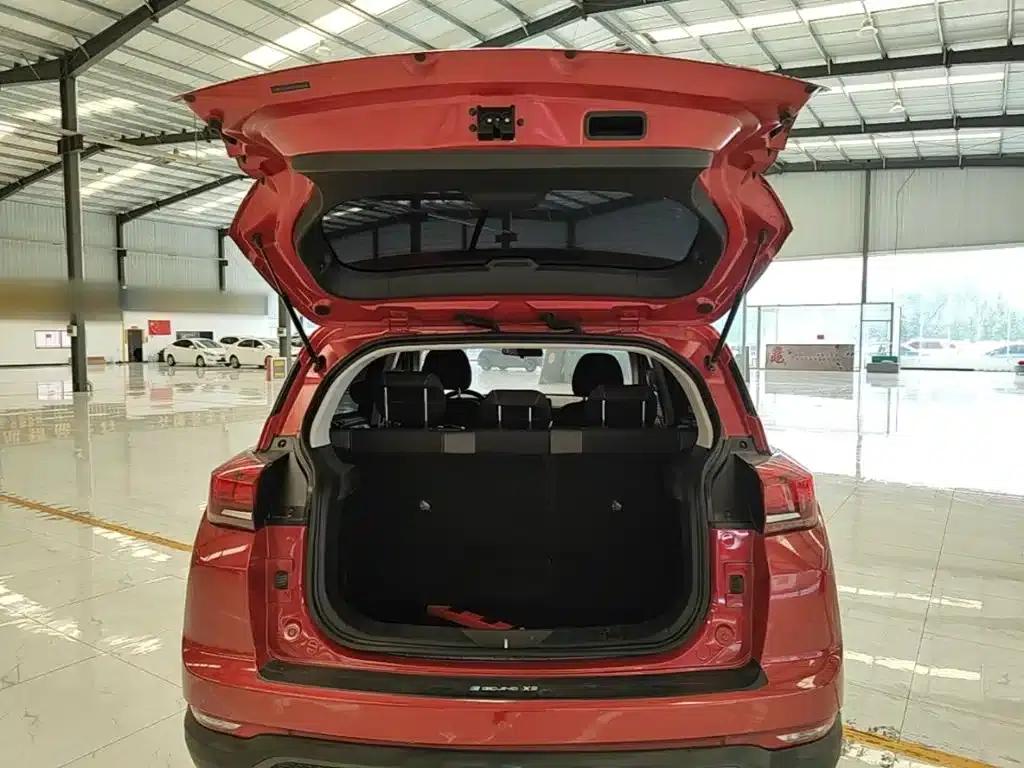 Beijing X3 2019 1.5T Manual Glory Edition — миниатюра 19