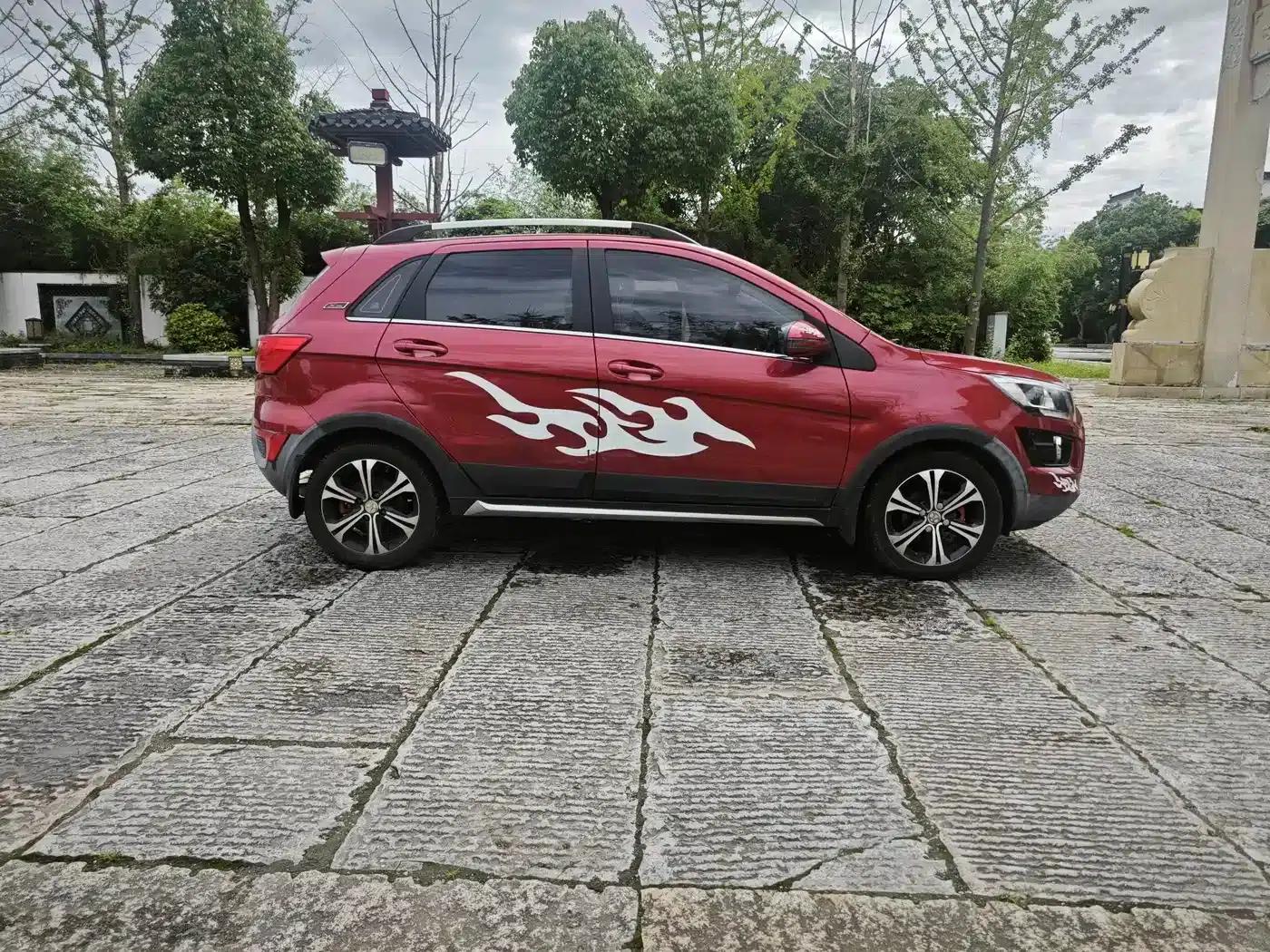 2015 Senova X25 1.5L Automatic Deluxe Edition — миниатюра 14