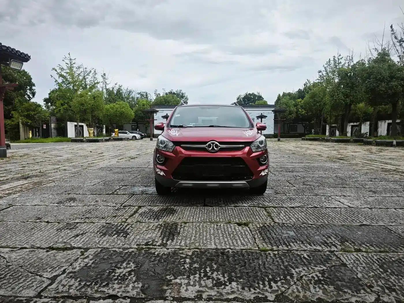 2015 Senova X25 1.5L Automatic Deluxe Edition — миниатюра 3